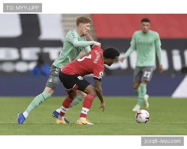 奥利·麦克伯恩闪耀英超赛场,关键进球助球队取胜 奥利·麦克伯恩闪耀英超赛场,关键进球助球队取胜